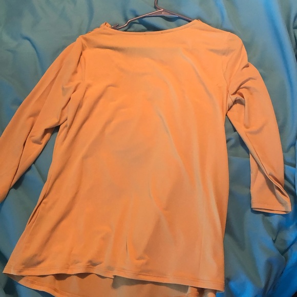 Yellow blouse - Picture 3 of 3